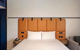 Ibis World Trade Centre 3*